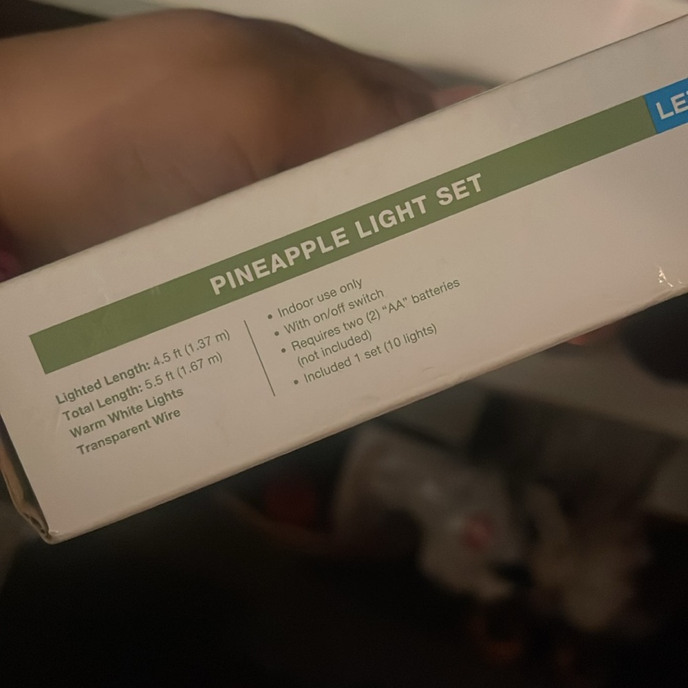 Pineapple LED Light Set - Picture 3 of 4